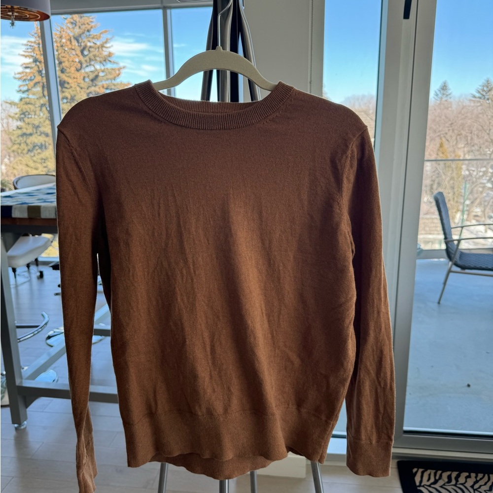 Lululemon camel sweater